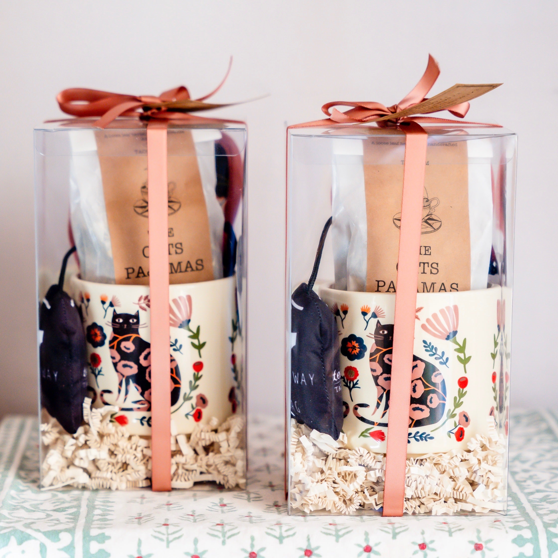 Cat-Nap Lovers Gift Box