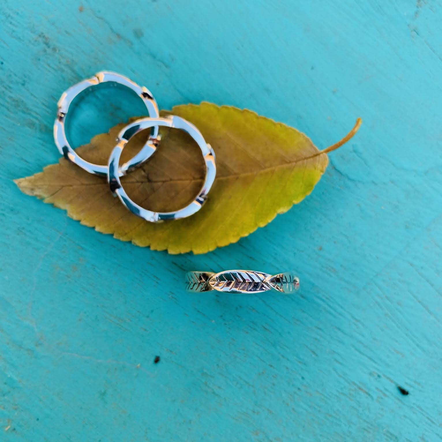 Moon Unit® Tea: Leaf Meditation Ring